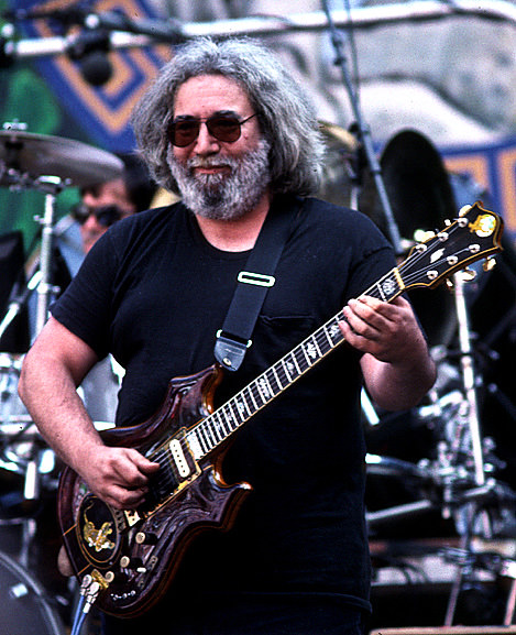 Jerry playing tiger