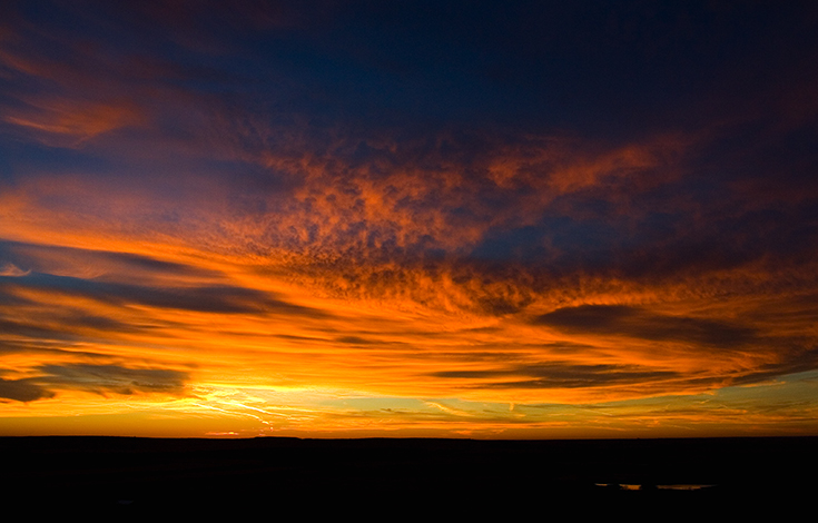 Coronado Sunset, December 2005 || Canon350d/EF17-40/F4L@17 | 1/320s | f5.6 | ISO400 |tripod