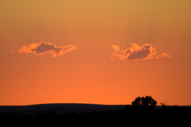 Summer Sunset || Canon350d/EF100-400F4-5.6L@400 | 1/400s   | f5.6 |  ISO400 | tripod