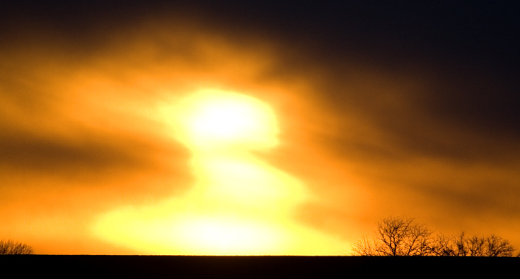 December Sunset || Canon350d/EF100-400F4-5.6L@400 | 1/1600s | f5.6 |  IS800 | handheld